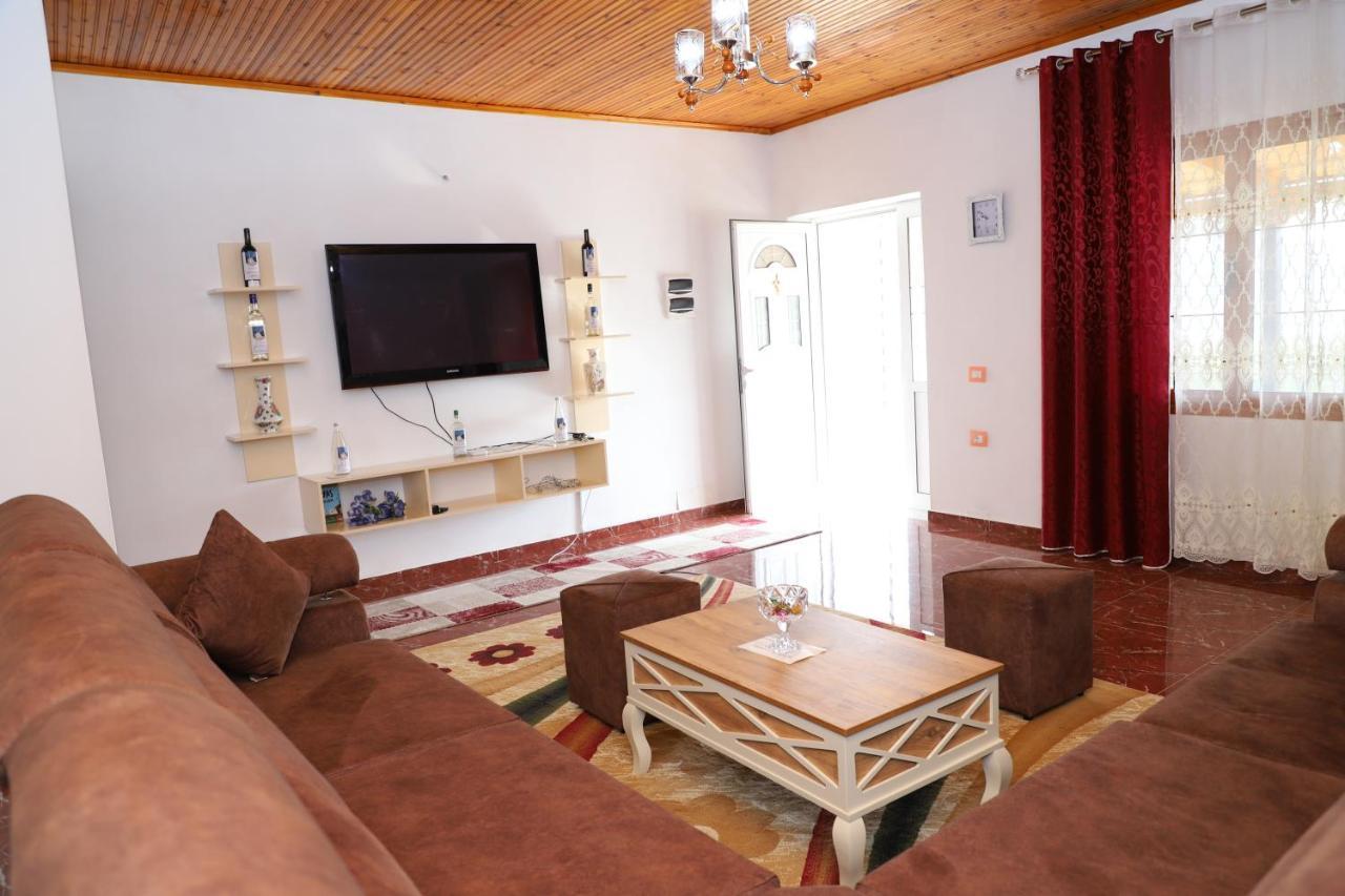 בראט Villa Rexho מראה חיצוני תמונה
