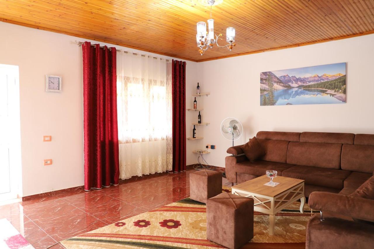 בראט Villa Rexho מראה חיצוני תמונה